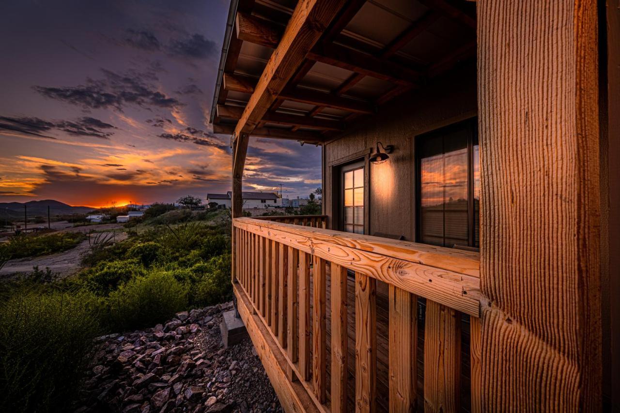 Miners Cabin #4 - King Bed - Private Balcony With Views Tombstone Exterior photo